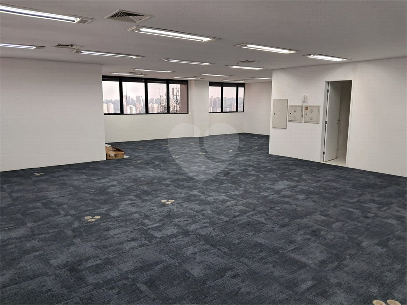 Sala à venda em Alto da Boa Vista, São Paulo, SP