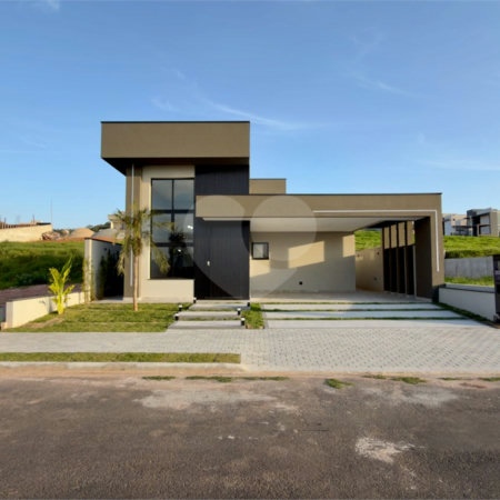 Casa térrea 3 dormitórios (3 suítes), espaço gourmet, piscina, 2 vagas garagem, condomínio fechado com ampla área lazer
