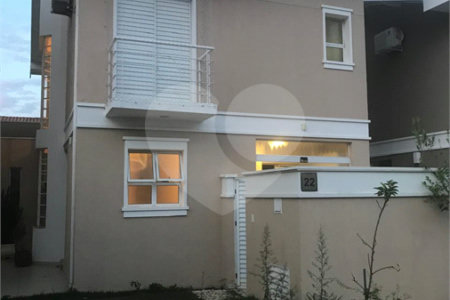 Casa à venda com 3 quartos, sendo 1 suíte, no condomínio Residencial Green Village, Indaiatuba - SP