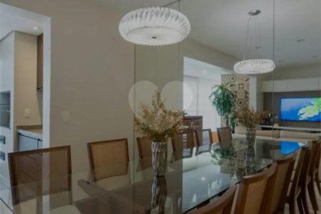 Apartamento à venda com 2 suítes em Brooklin, São Paulo, SP