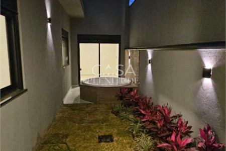 Casa em condomínio à venda com 3 quartos, sendo 1 suíte, em Jardim Residencial Jardim, Sorocaba, SP