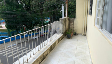 Sobrado à venda com 4 quartos, sendo 1 suíte,  em Vila Guarani (z Sul), São Paulo, SP