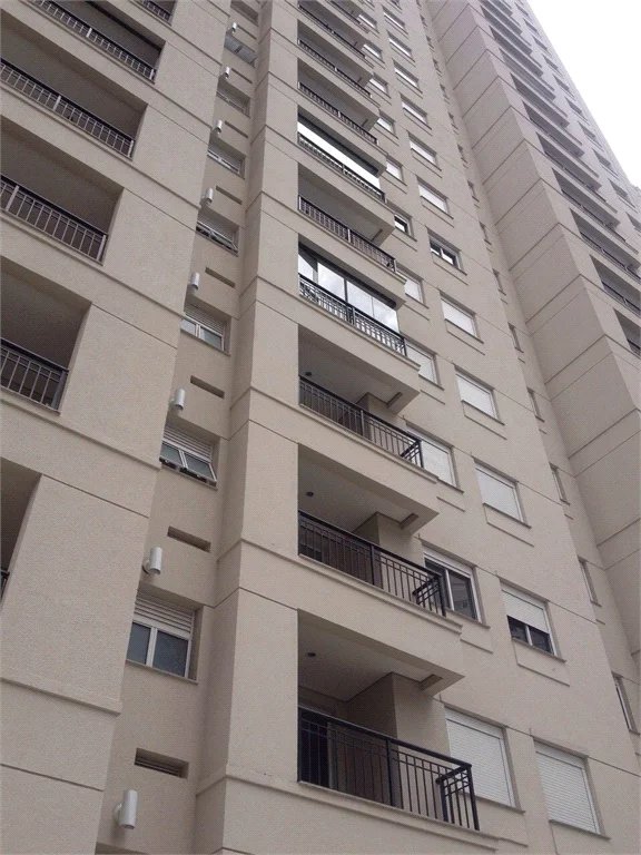 Apartamento à venda com 3 quartos, sendo 1 suíte,  em Jardim Parque Morumbi, São Paulo, SP
