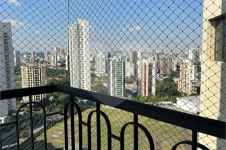 Apartamento à venda com 3 suítes em Jardim Anália Franco, São Paulo, SP