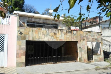 Casa à venda com 3 quartos, sendo 1 suíte, em BUTANTÃ, São Paulo, SP