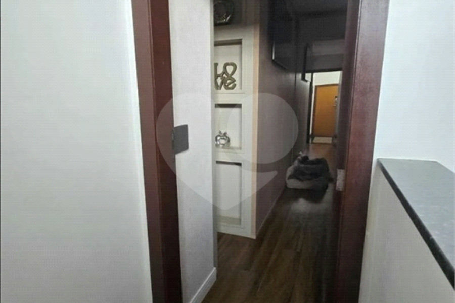Casa à venda com 4 quartos, sendo 2 suítes, no condomínio Bosque dos Pássaros, São Paulo - SP