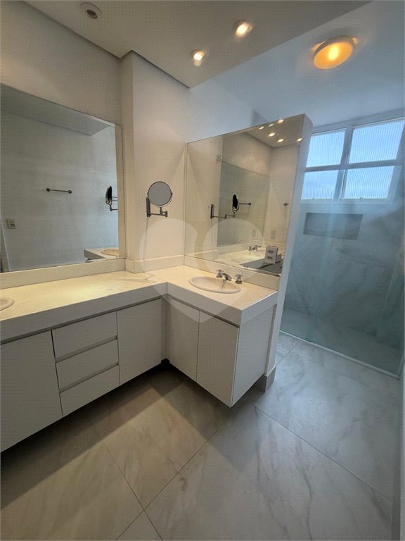 Apartamento para alugar com 3 suítes em Itaim Bibi, São Paulo, SP