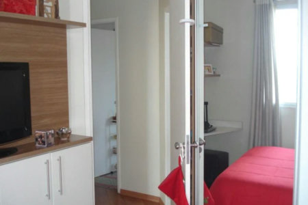 Apartamento à venda com 2 quartos em Jardim Ivana, São Paulo - SP