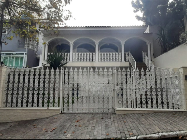 Sobrado à venda com 4 quartos, sendo 2 suítes,  em Jardim França, São Paulo, SP