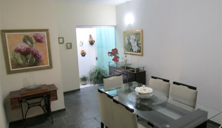 Casa à venda com 3 quartos, sendo 1 suíte,  em Vila Rosa, Itapetininga, SP