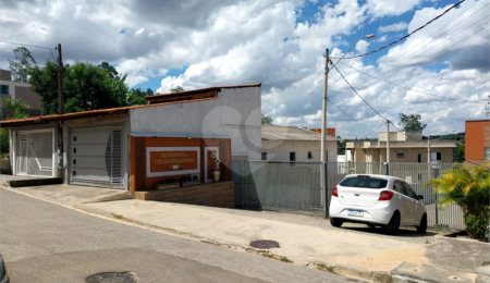 Casa à venda com 2 quartos, sendo 1 suíte,  no condomínio Ceu de Brigadeiro, Sorocaba - SP