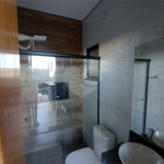 Casa à venda com 3 quartos, sendo 1 suíte, no condomínio Lago dos Ipês, Itapetininga - SP