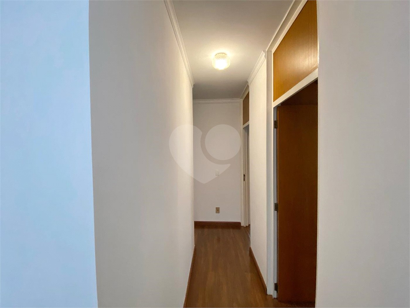 Apartamento à venda com 2 quartos, sendo 1 suíte, no Centro, Ribeirão Preto, SP
