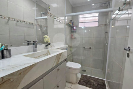 Sobrado à venda com 3 quartos, sendo 2 suítes, em Chácara Belenzinho, São Paulo, SP