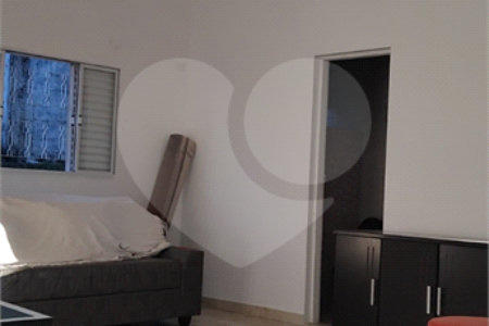 Chácara à venda com 3 quartos, sendo 1 suíte,  em Botujuru, Mogi das Cruzes, SP