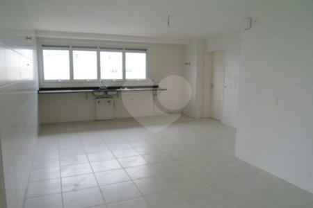 Apartamento à venda com 4 suítes em Campo Belo, São Paulo, SP