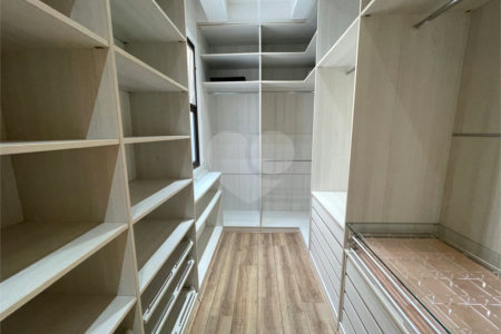 Casa à venda com 4 suítes no condomínio Aruã  Eco Park, Mogi das Cruzes - SP