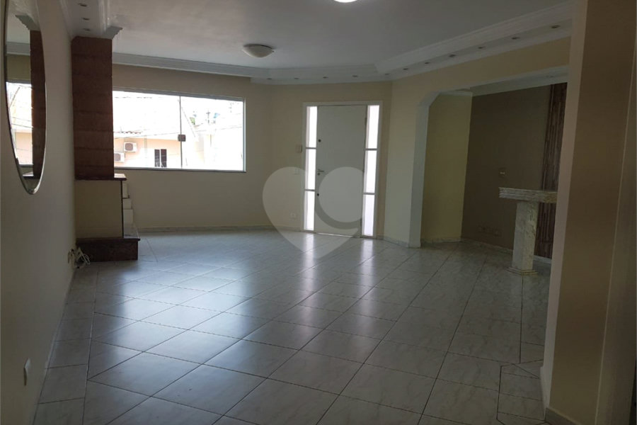 Sobrado para alugar com 3 suítes em Jardim São Paulo(zona Norte), São Paulo, SP