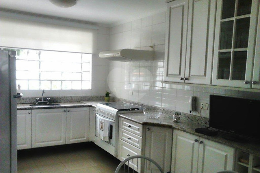 Sobrado à venda com 3 quartos, sendo 1 suíte, em Jardim Franca, Guarulhos, SP
