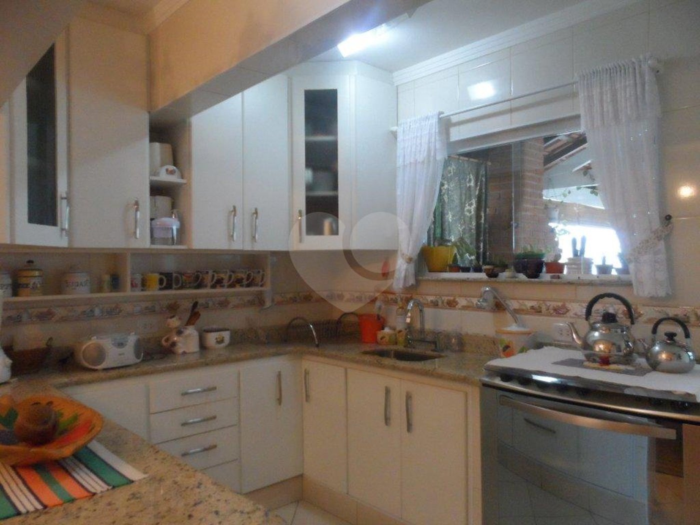 Sobrado à venda com 3 quartos, sendo 1 suíte, em Jardim Virginia Bianca, São Paulo, SP