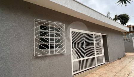 Casa Térrea à venda com 3 quartos em Jaraguá, São Paulo, SP