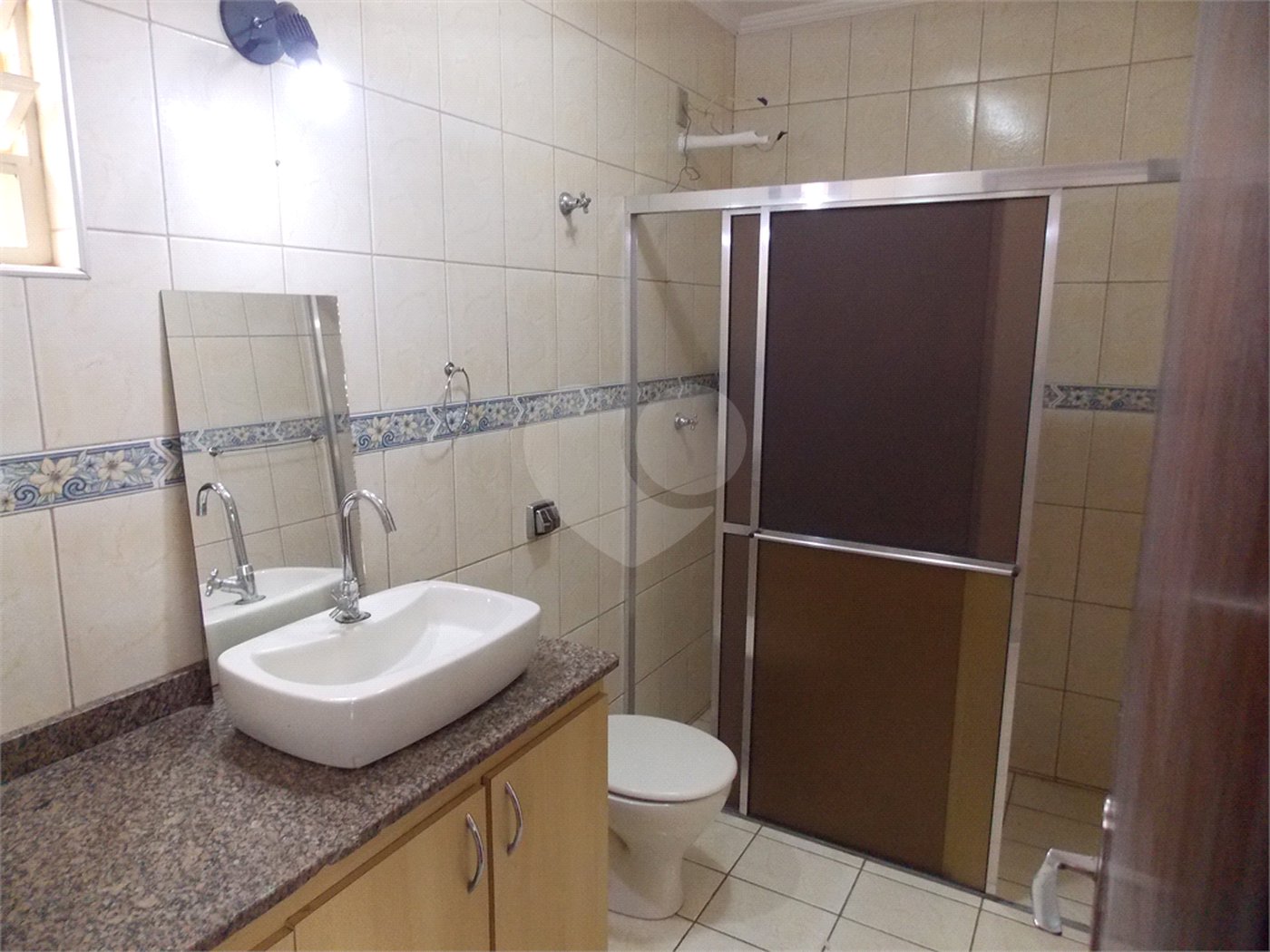 Casa à venda com 3 quartos, sendo 2 suítes, em Vila Helena, Atibaia, SP