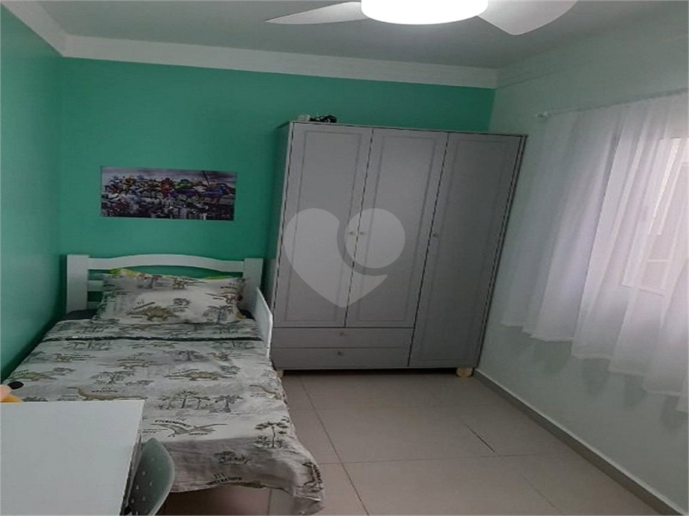 Casa à venda com 3 quartos, sendo 1 suíte, no condomínio Horto Florestal II, Sorocaba - SP