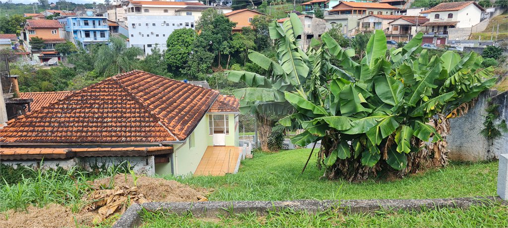 Casa à venda com 3 quartos no Centro, Mairiporã, SP