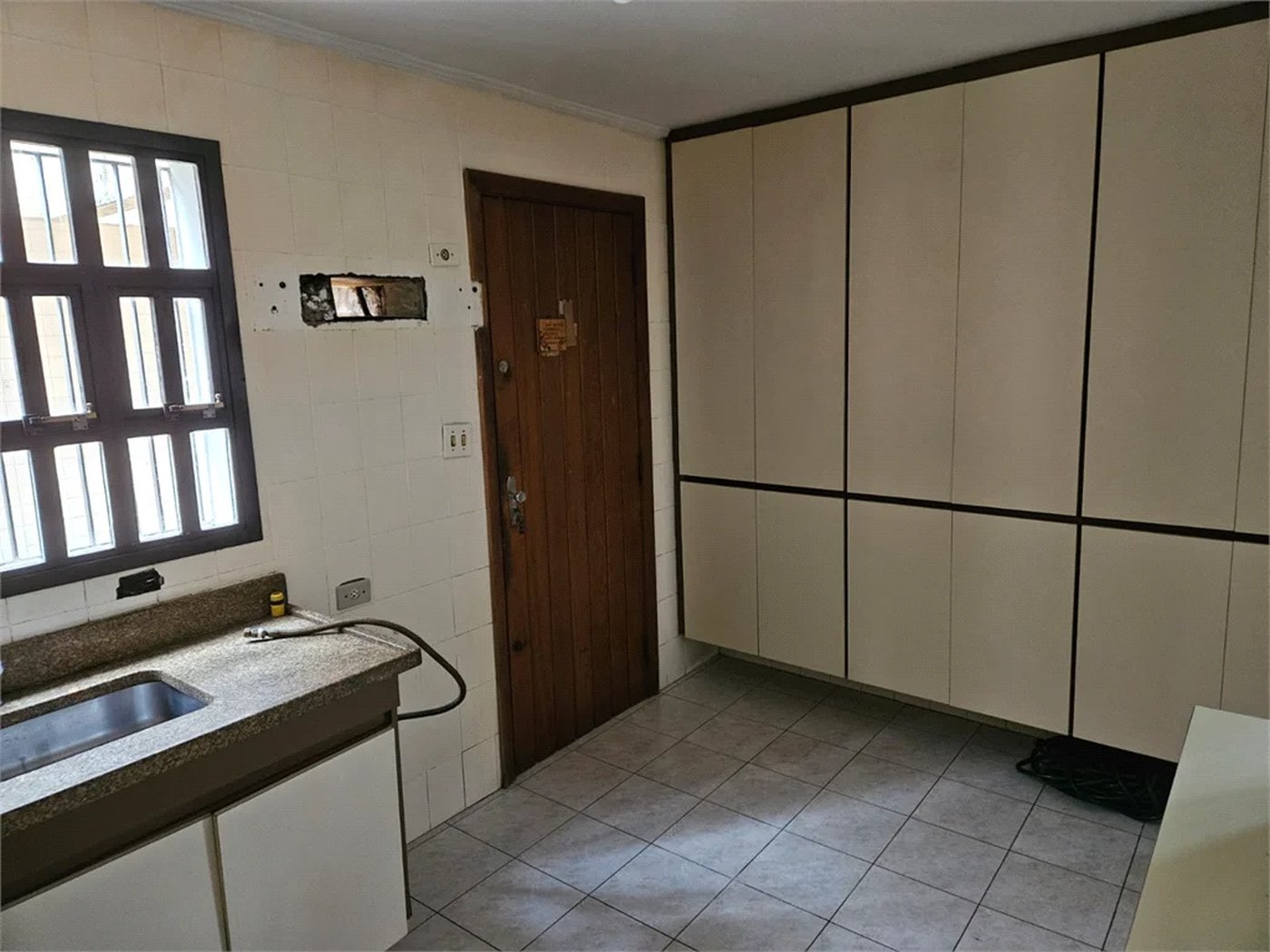 Sobrado à venda com 3 quartos, sendo 1 suíte, em Cidade Monções, São Paulo, SP