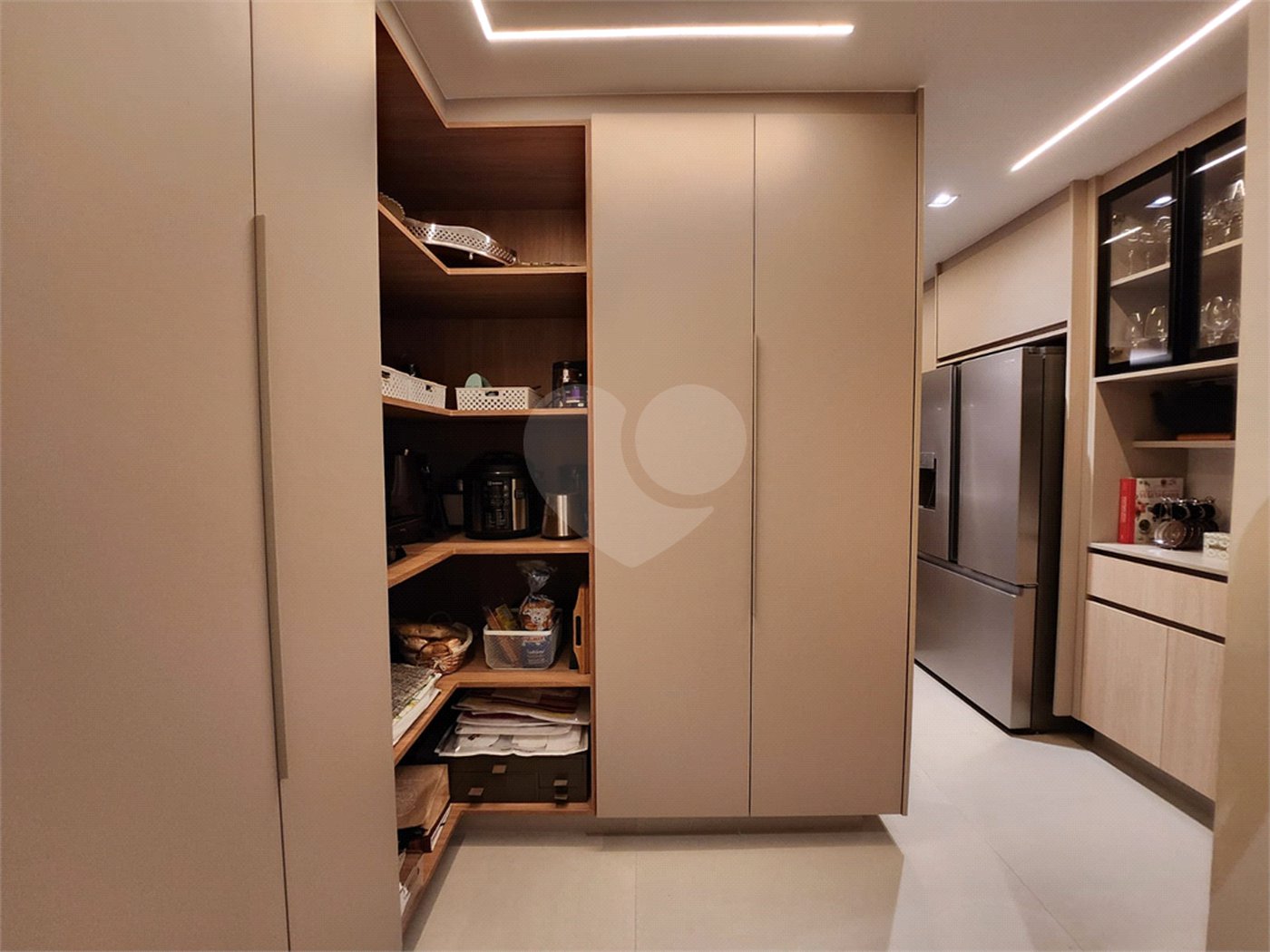 Apartamento à venda com 4 suítes em Jardim das Acácias, São Paulo, SP