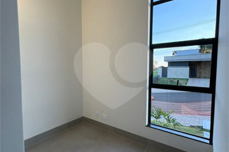 Casa à venda com 3 suítes em Residencial Tivoli, Araraquara, SP