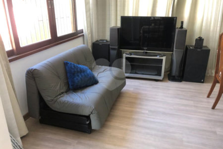 Casa de Vila à venda com 4 quartos, sendo 2 suítes, em Jardim dos Estados, São Paulo, SP