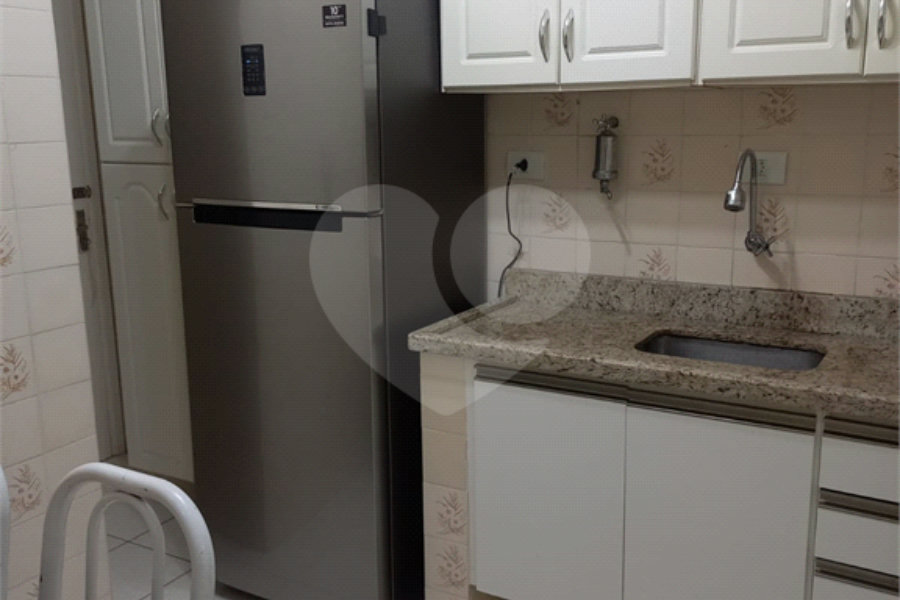 Apartamento à venda com 3 quartos, sendo 1 suíte, em Tortuga, Guarujá, SP