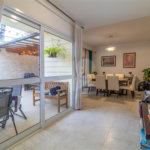Casa à venda com 4 suítes no condomínio Vila das Acacias, São Paulo - SP