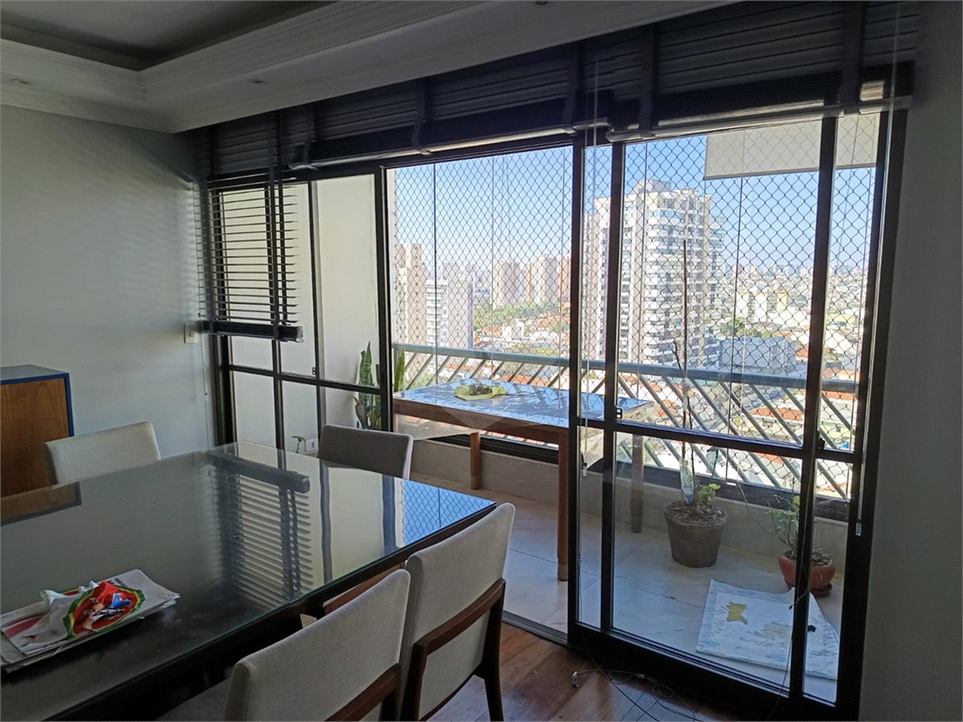 Apartamento à venda com 4 quartos, sendo 1 suíte,  em Anchieta, São Bernardo do Campo, SP
