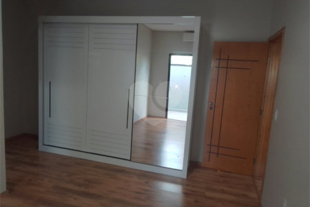Casa à venda com 3 suítes no condomínio Villa dos Inglezes, Sorocaba - SP