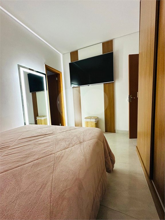Casa à venda com 2 suítes, em Jardim Quaresmeira III, Suzano, SP