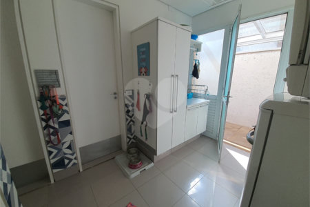 Casa à venda com 4 suítes no condomínio Laplace Spe, São Paulo - SP