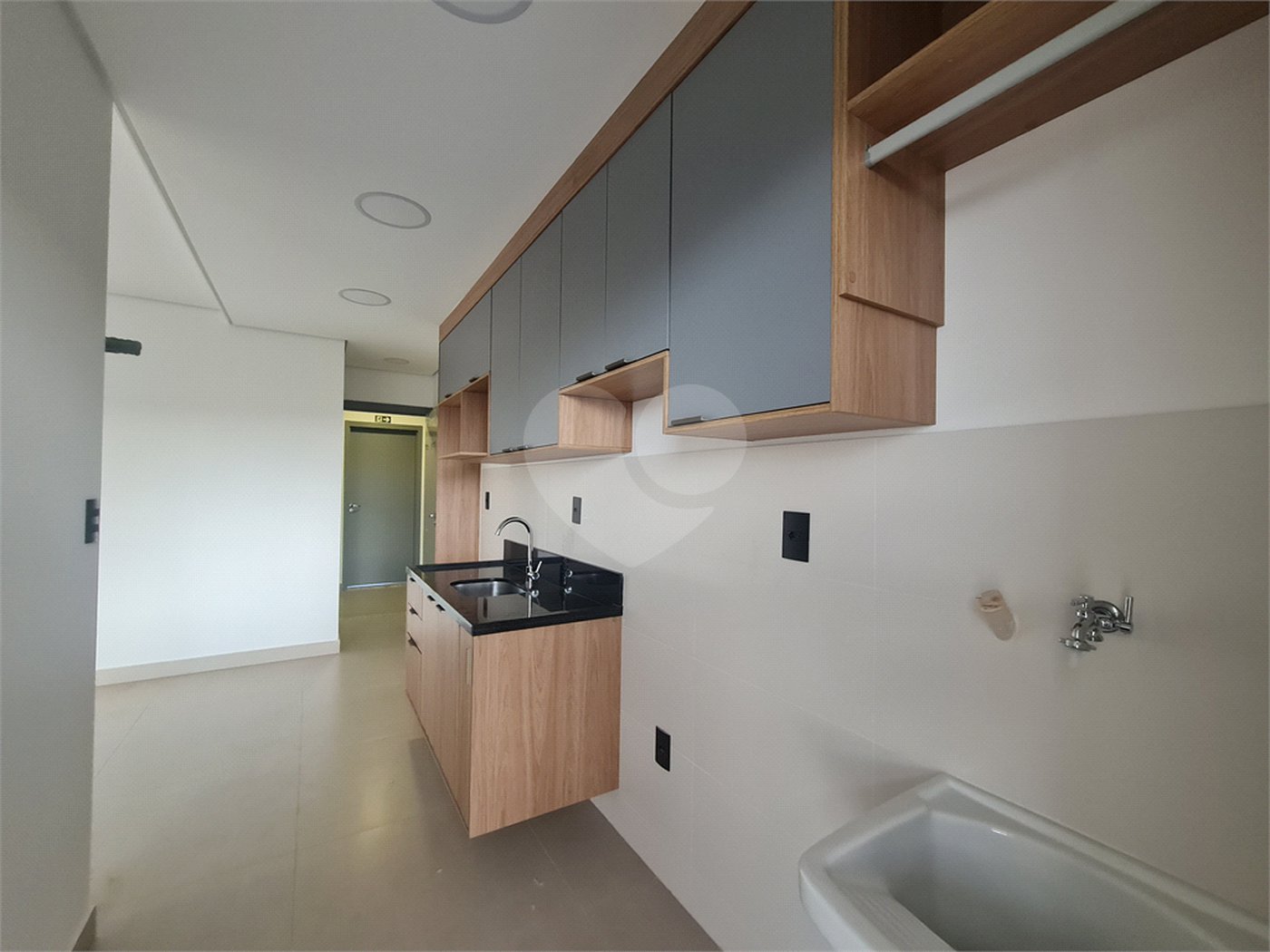 Apartamento à venda com 3 quartos, sendo 1 suíte,  em Jardim Refúgio, Sorocaba, SP