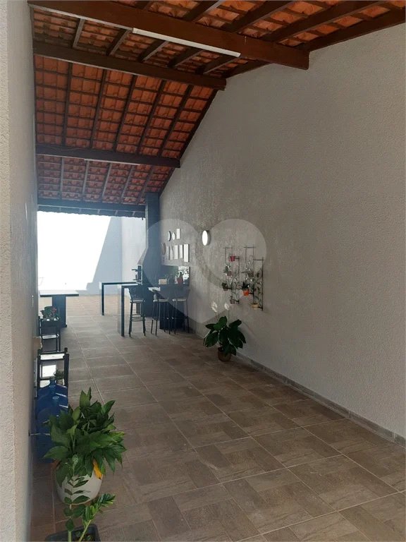 Casa à venda com 4 quartos, sendo 1 suíte, em Minas de Inhandjara, Itupeva, SP