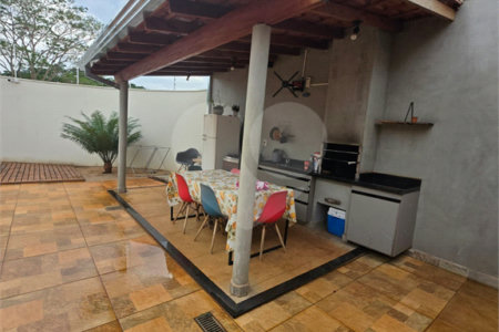 Casa à venda com 3 suítes em Jardim Santa Cecília, Ribeirão Preto, SP