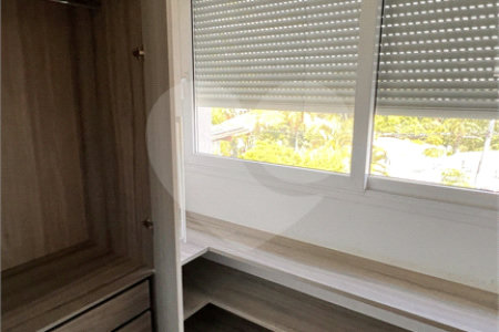 Sobrado à venda ou para alugar com 3 quartos, sendo 1 suíte, em Alto da Lapa, São Paulo, SP