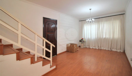 Casa à venda com 4 quartos, sendo 2 suítes, em Chácara Santo Antônio, São Paulo, SP