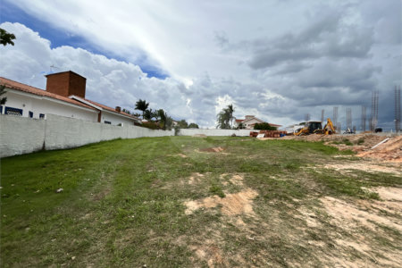 Terreno à venda no condomínio Residencial Saint Charbel, Araçoiaba da Serra - SP