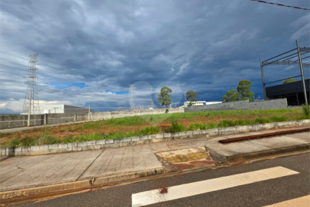 Terreno à venda no condomínio Centro Empresarial Metropolitano, Sorocaba - SP
