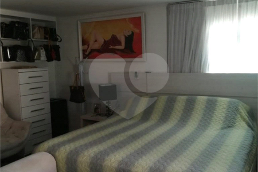 Cobertura à venda com 4 quartos, sendo 2 suítes, em Santana, São Paulo, SP