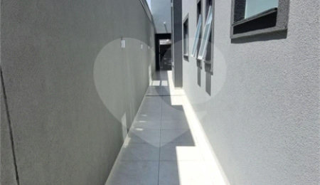 Casa à venda com 3 quartos, sendo 1 suíte,  em Jardim Novo Mundo, Várzea Paulista, SP