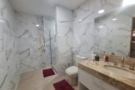 Apartamento à venda com 4 quartos, sendo 1 suíte, em Tijuca, Rio de Janeiro, RJ