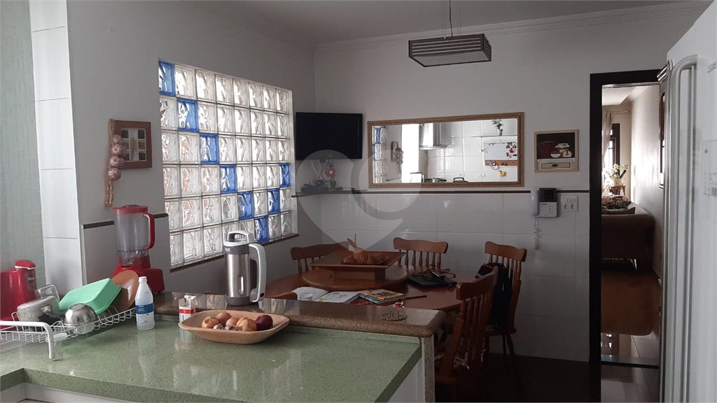 Sobrado à venda com 3 quartos, sendo 1 suíte, em Jaçanã, São Paulo, SP