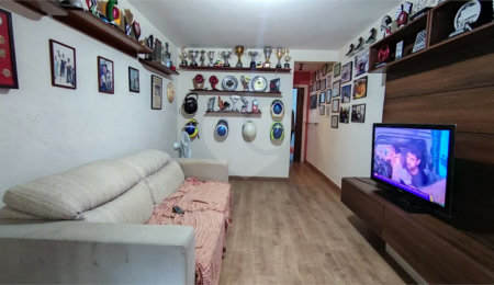 Sobrado à venda com 3 quartos, sendo 1 suíte,  em Chácara Santo Antônio, São Paulo, SP